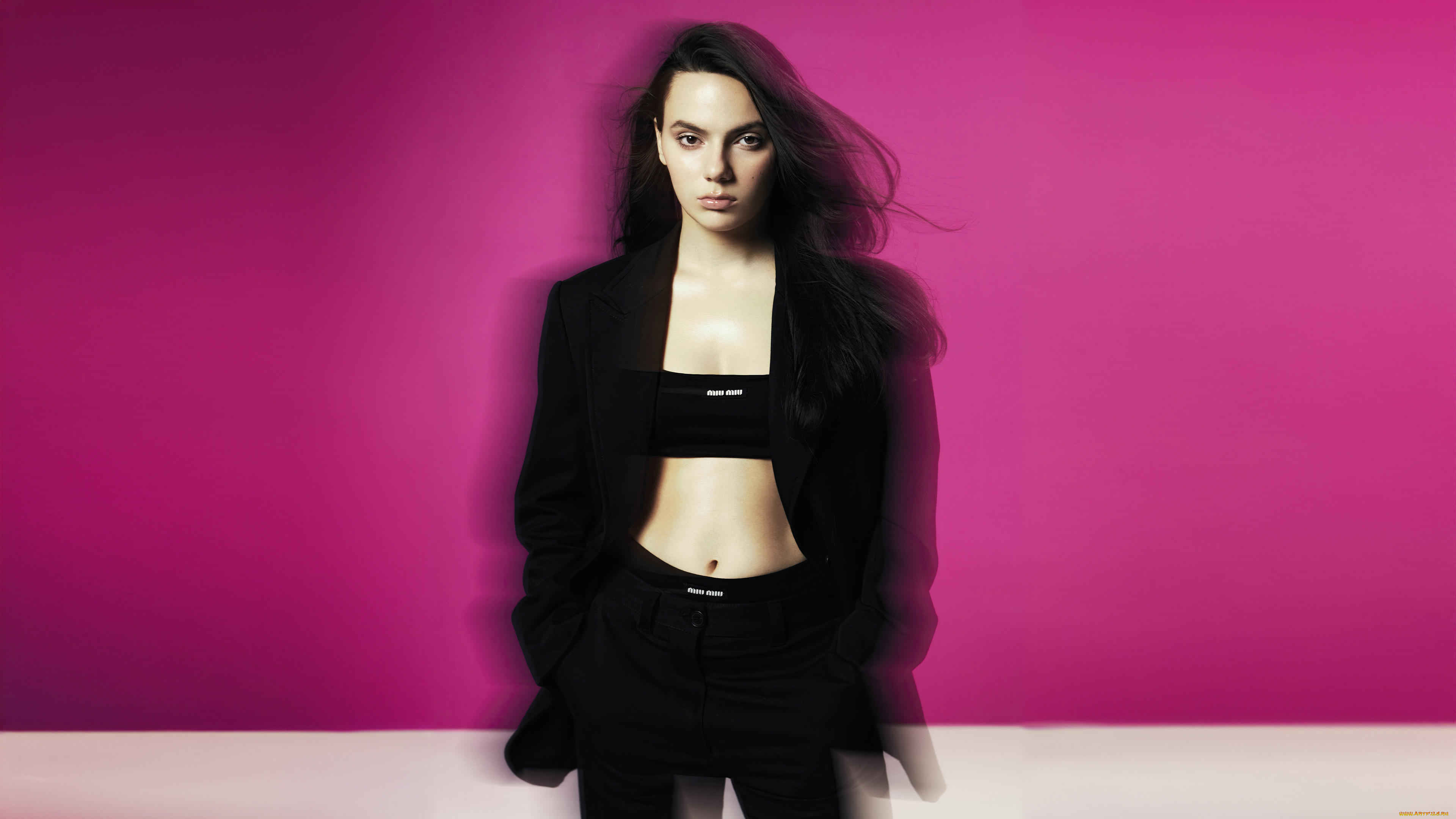 dafne keen country and town house 2024, , dafne keen, , , , , oo, , , country, and, town, house